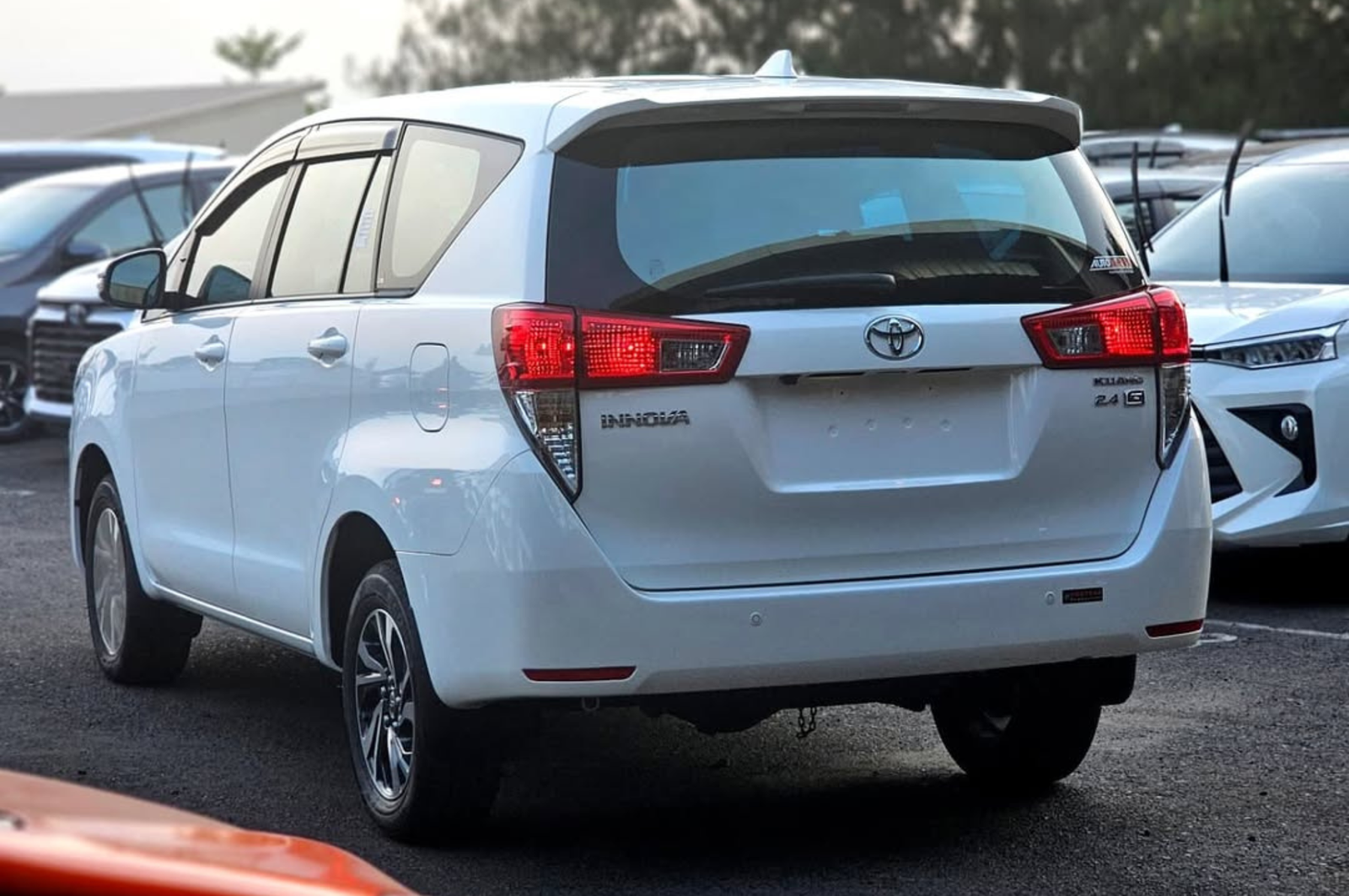 Innova Crysta-Infinity Ride Experts