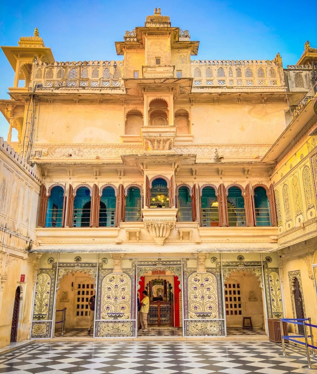 City Palace Udaipur- Infinity Ride Experts